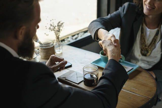 Choosing a commercial debt collector
